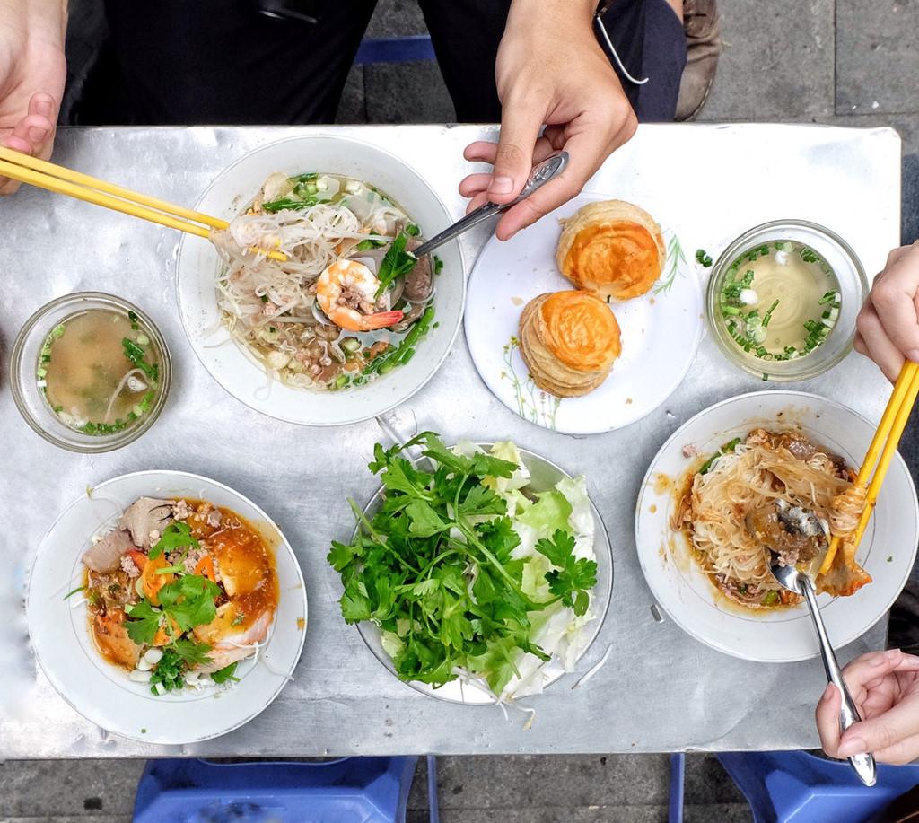 4 quán ăn trứ danh tồn tại hơn 30 năm ở Sài Gòn