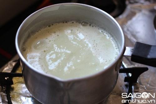Bật mí cách làm tào phớ (đậu hũ) nước đường cực mịn bằng gelatine