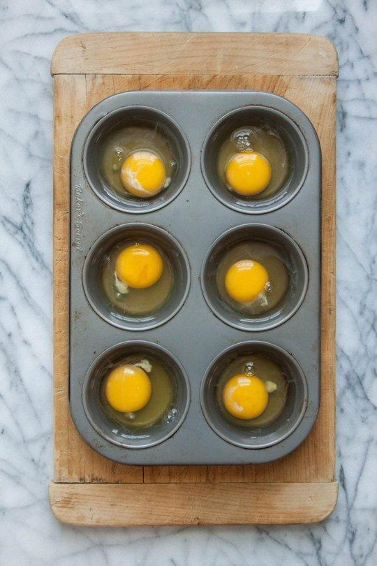 Cách chần trứng bằng lò nướng nhanh và đẹp