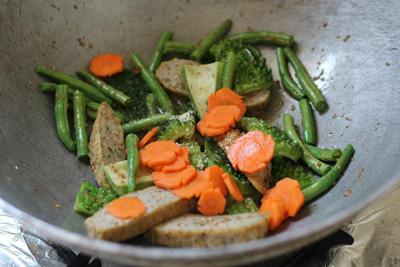 Cách làm món chả cá rim rau củ rẻ mà ngon