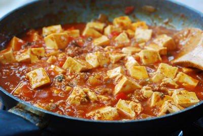 Cách làm món đậu phụ sốt thịt cay kiểu Hàn hương vị hấp dẫn