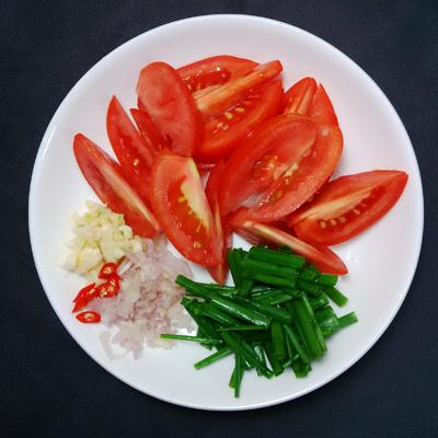 Cách làm món đậu phụ xào dưa chua ngon miệng