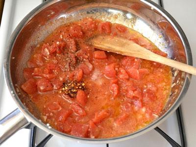 Cách làm món mỳ ống sốt tôm sú chua ngọt ngon hết chỗ chê