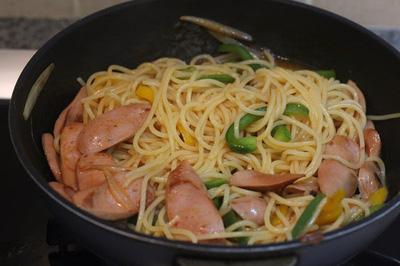 Cách làm món mỳ Ý trứng chiên nhanh và ngon cho bữa tối