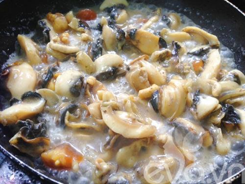 Cách làm món ốc nấu chuối đậu giản dị mà thơm ngon