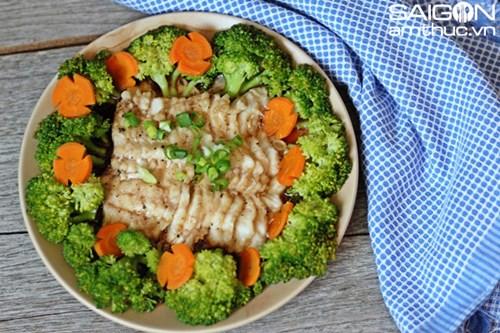 Cách làm món phi lê cá hấp bông cải xanh nhanh mà ngon