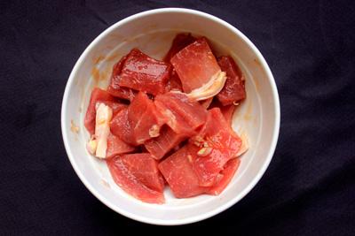 Cách làm món thịt sốt cà chua giản dị mà ngon cơm