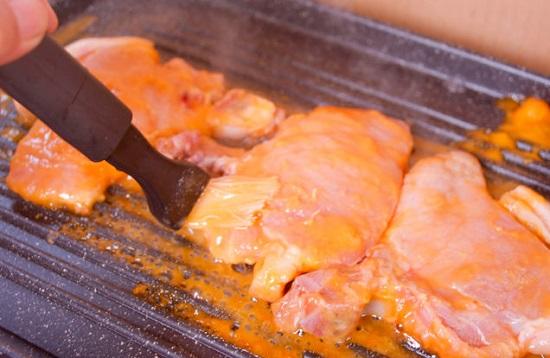 Cách làm thịt heo nướng sốt dứa của Nhật