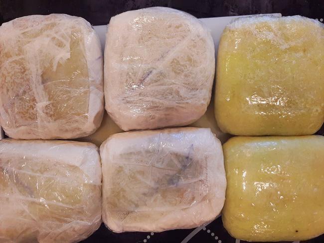 Cô gái Việt đón Tết ở Iraq chia sẻ cách làm bánh chưng không cần lá dong, lá chuối hút ngàn like trên MXH