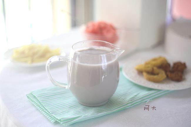 Mùa đông da dễ khô sạm chỉ cần mỗi ngày một ly sữa hạt này đảm bảo mịn màng như da em bé
