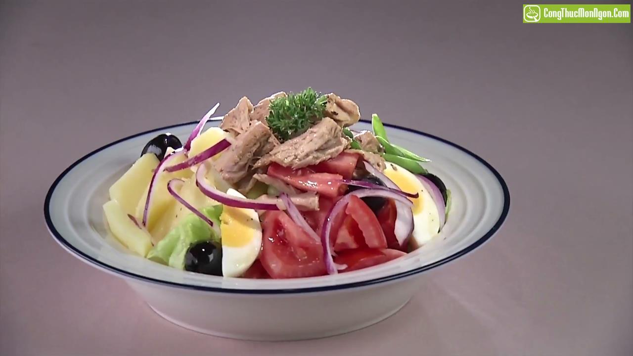 Nicoise salad (Salad trứng cá ngừ)