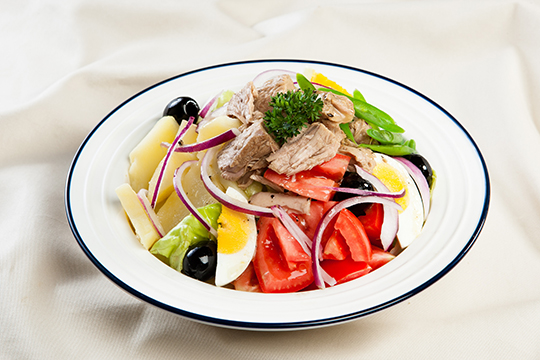 Nicoise salad (Salad trứng cá ngừ)