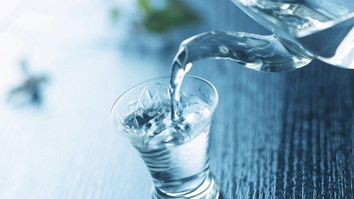 Nước đun sôi để quá 2 ngày sẽ gây hại sức khỏe