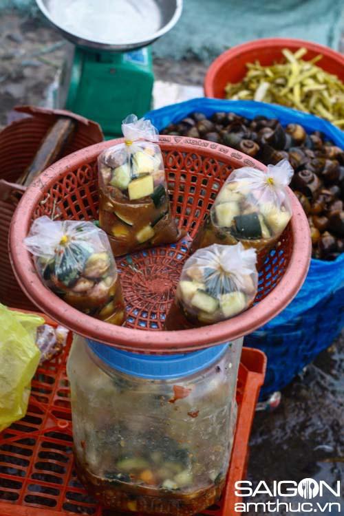 Thân thương chợ quê Nha Trang