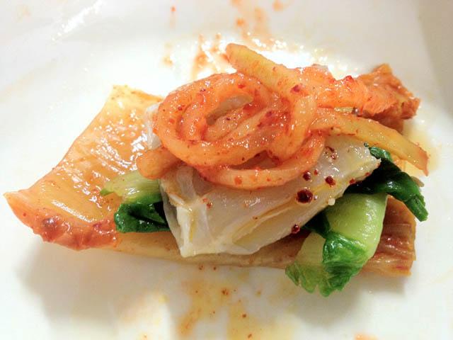 Trái ngược với món cá đuối thường thấy, đặc sản Hàn Quốc này khiến ai cũng bịt mũi khi ăn