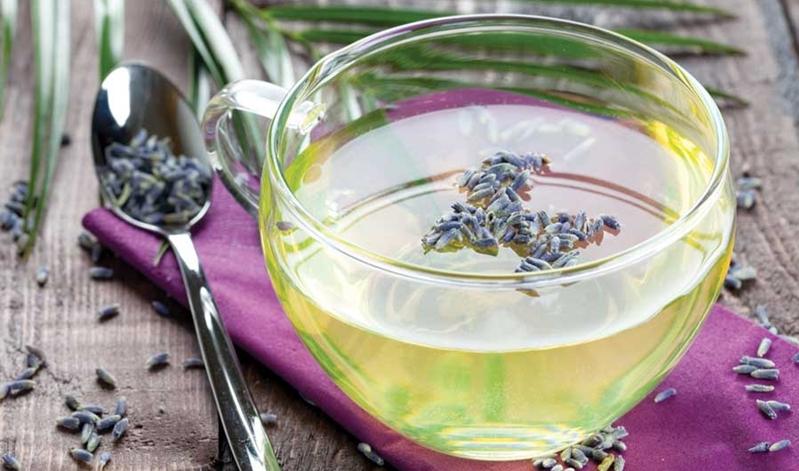 9 loại trà hoa giúp bạn nhẹ đầu mỗi khi căng thẳng