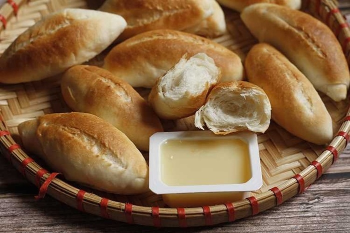 Ăn bánh mì theo cách sai lầm này, rất nhiều người đang vô tình biến bánh mì thành ‘chất độc’