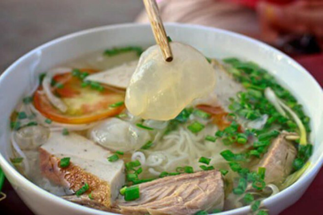 Độc đáo đặc sản bún sứa Nha Trang, ăn là mê