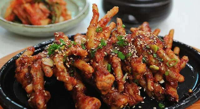 10 món ăn được cho là kỳ lạ của Hàn Quốc, bạn có dám thử?