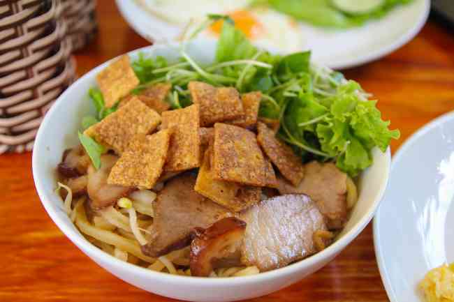 Tạp chí nước ngoài điểm danh 9 món ăn phải thử ở Việt Nam
