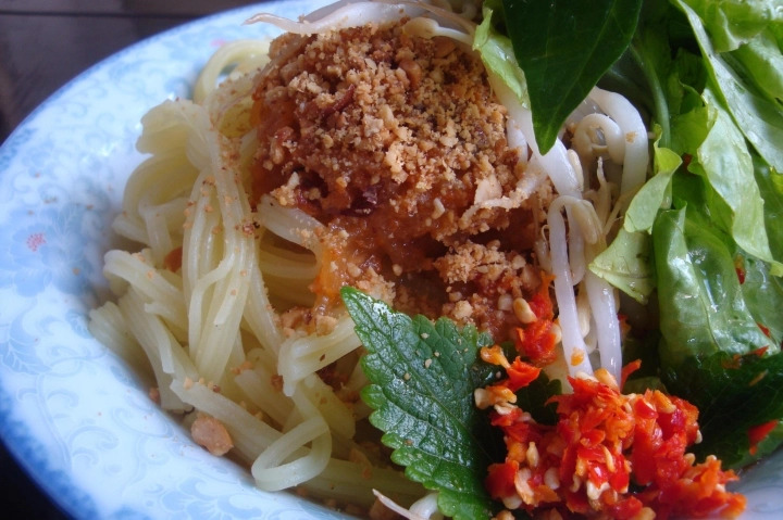 Món bánh dây đặc sản Bồng Sơn: Trông dân dã mà đã ăn là không thể dừng đũa