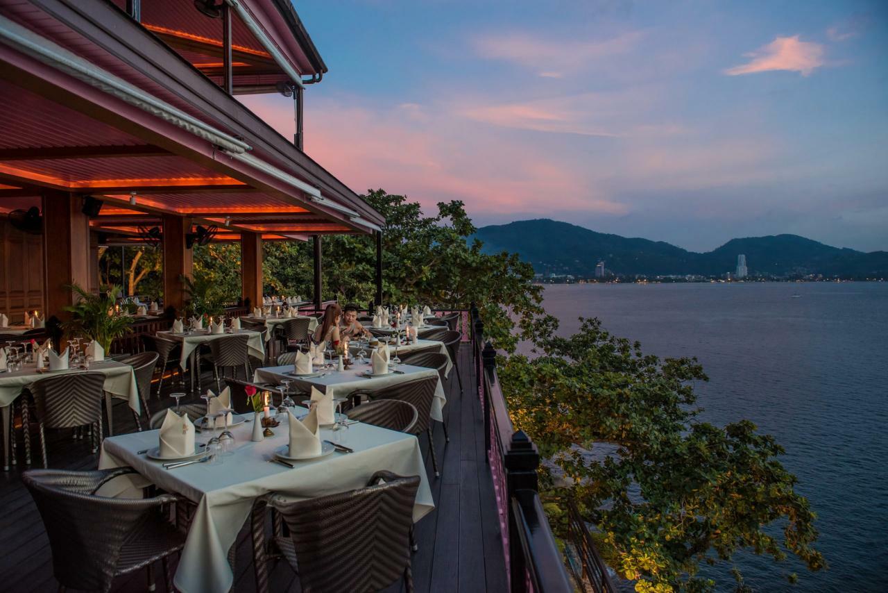 Nhà hàng vách núi nơi Diệu Nhi, Ngọc Trinh 'khen hết lời'
