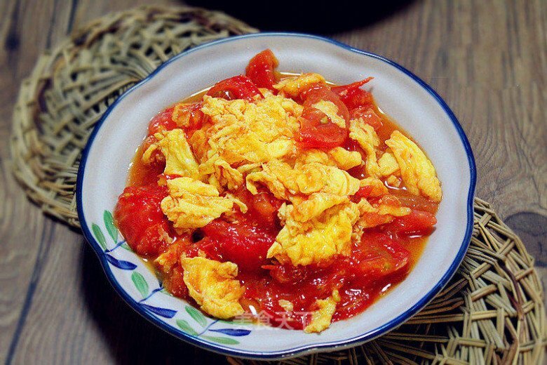 Làm trứng chưng cà chua nhớ cho thìa này trứng mềm mịn cực ngon không khô cứng