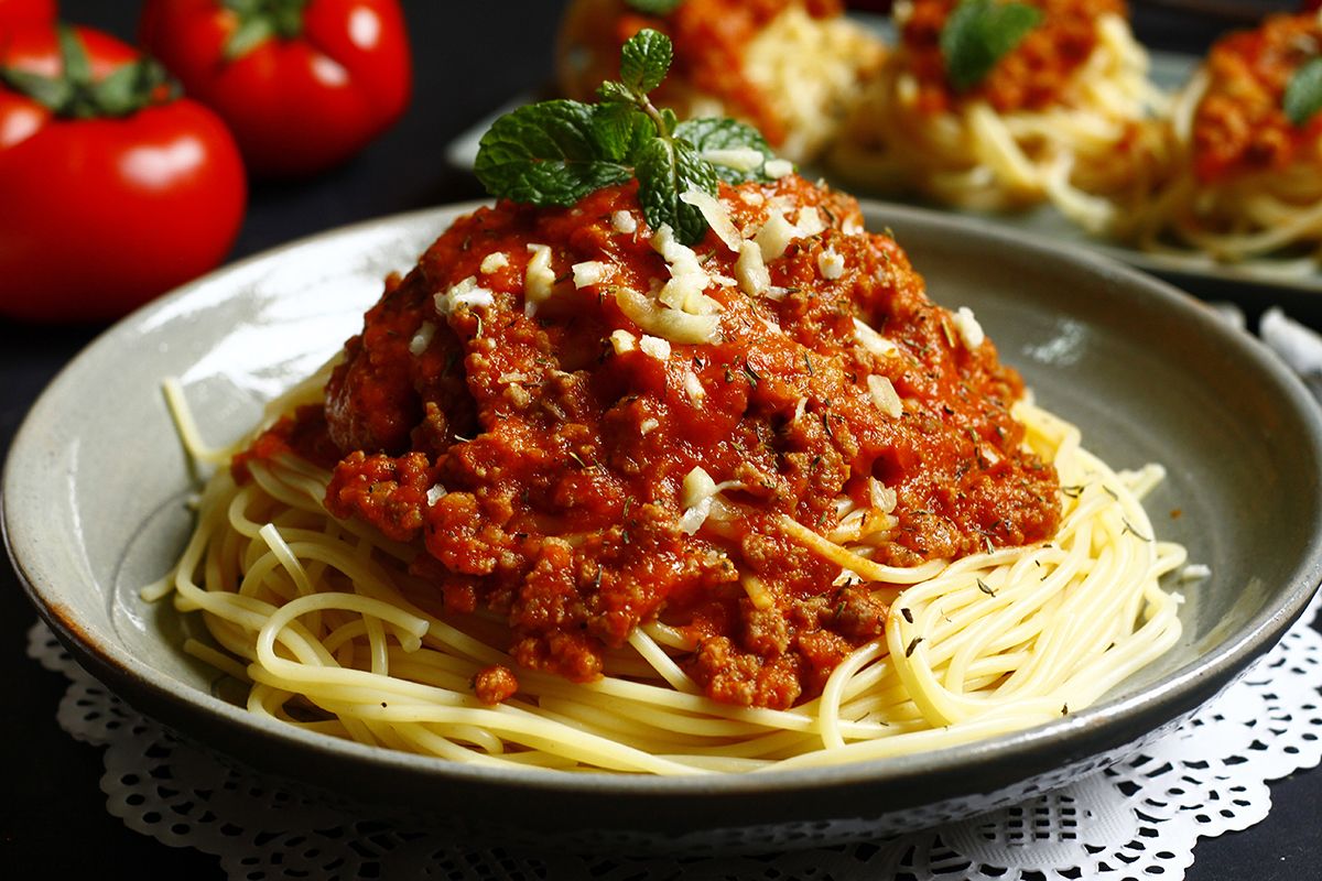 Cách làm mỳ Ý Spaghetti thịt bò bằm sốt cà chua đơn giản tại nhà
